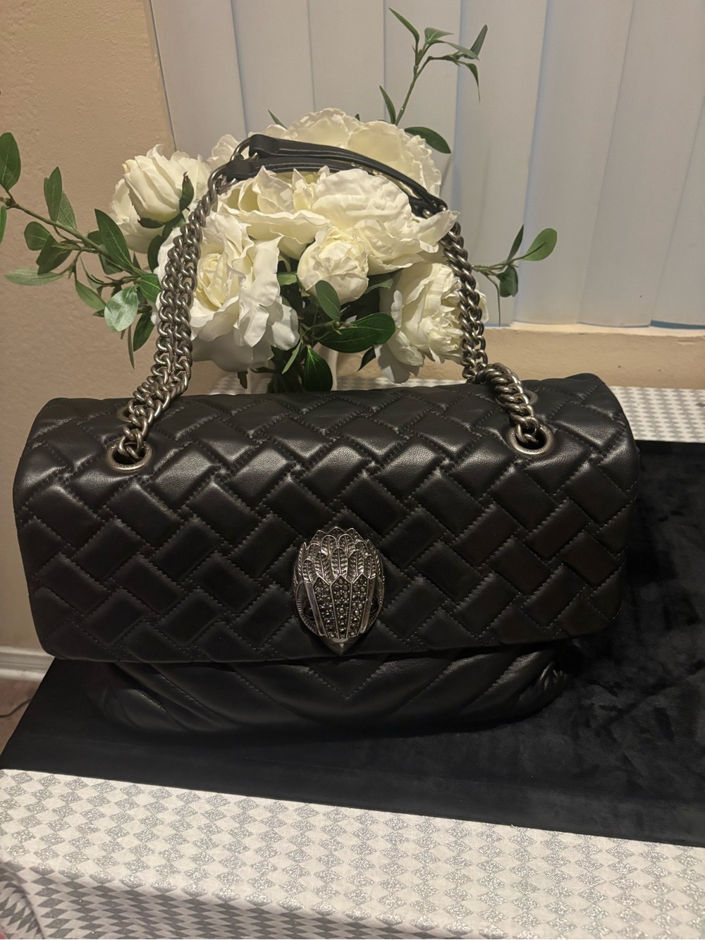 Kurt Geiger London Black Quilted Chain-Handle Shoulder Bagwith Decorative Clasp
